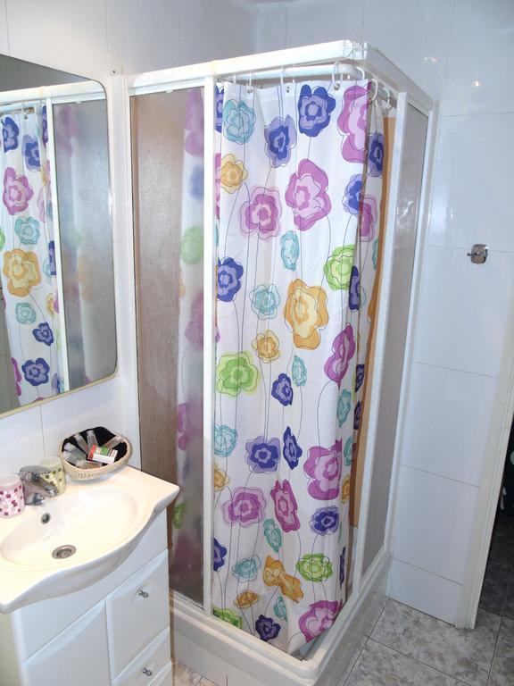Hostal Aribau Barcelona Quarto foto